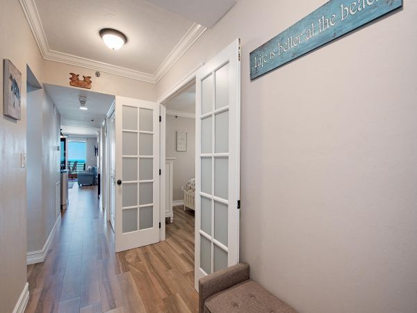 Beachfront Two Bedroom Vacation Condo with Tennis Court