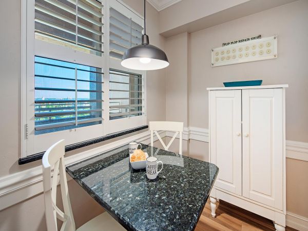 Beachfront Two Bedroom Vacation Condo with Tennis Court