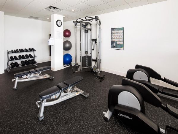 Beachfront Two Bedroom Vacation Condo with Tennis Court