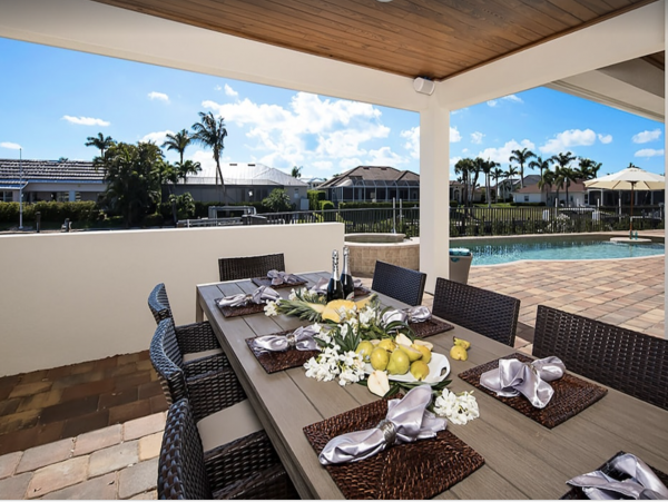 Marco Island Vacation Home Sleeps Ten Guests Private Pool