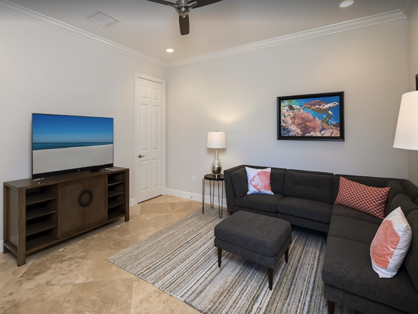 Marco Island Vacation Home Sleeps Ten Guests Private Pool