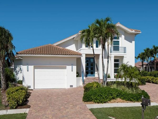 Marco Island Vacation Home Sleeps Ten Guests Private Pool
