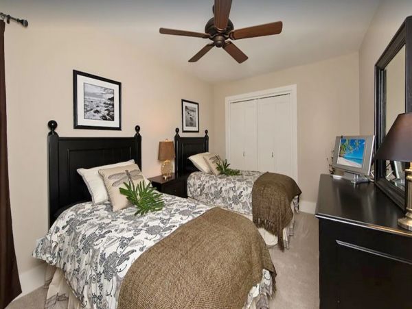 Marco Island Vacation Home 3 Bedrooms Private Caged Pool