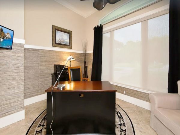 Marco Island Vacation Home 3 Bedrooms Private Caged Pool