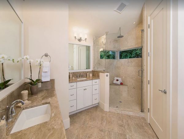 Marco Island Vacation Home 3 Bedrooms Private Caged Pool