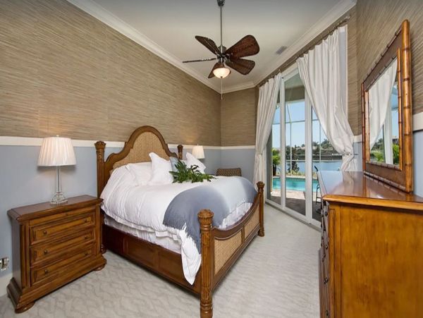 Marco Island Vacation Home 3 Bedrooms Private Caged Pool