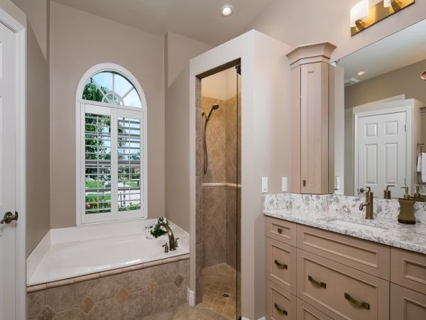 Marco Island Canal View 4 Bedroom Home with Private Pool
