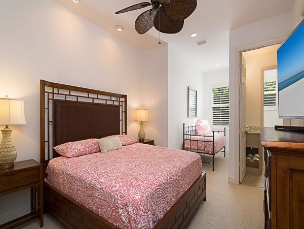Marco Island Canal View 4 Bedroom Home with Private Pool