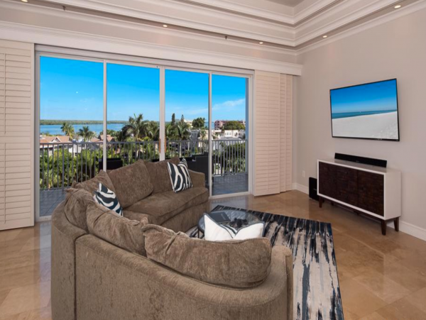 Marco Island Luxury Three Bedroom Vacation Condo Bay View