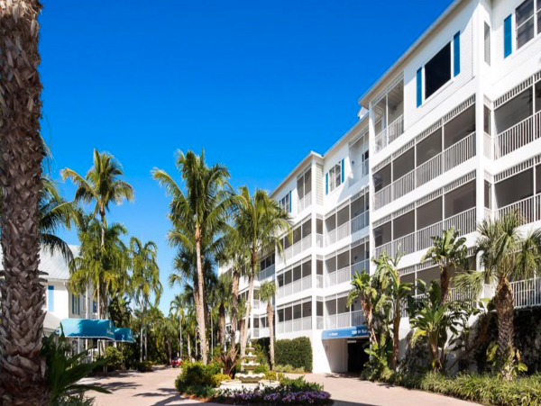 Marco Island Luxury Three Bedroom Vacation Condo Bay View