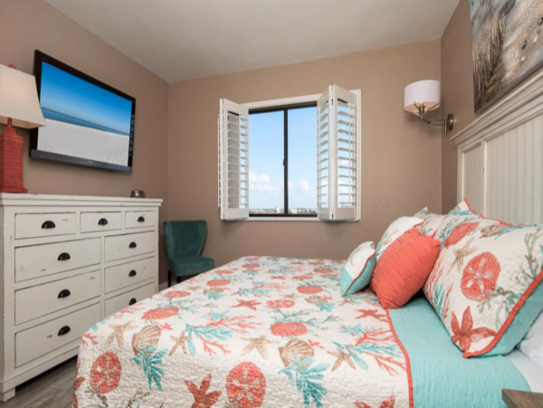 Marco Luxury Beachfront Condo With Ocean Views Sleeps 5