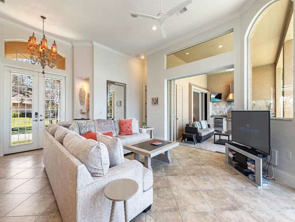 Marco Island Vacation Rentals Near South Beach - Luxury Marco Island Home