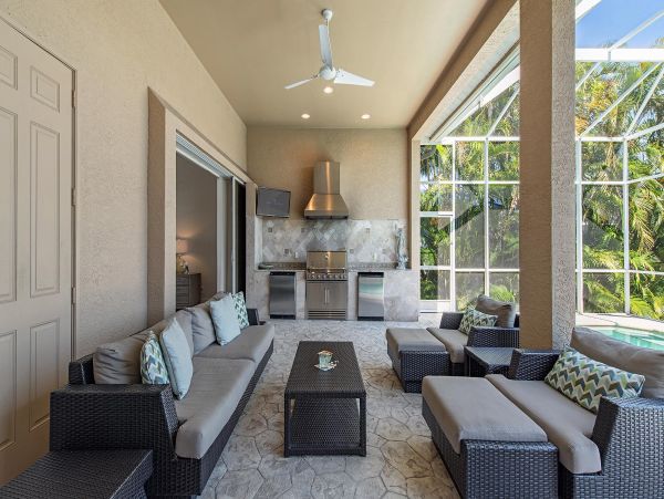 Marco Island Vacation Rentals Near South Beach - Luxury Marco Island Home