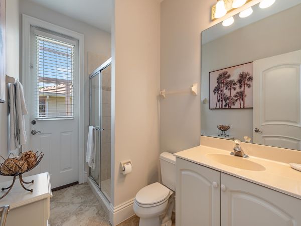 Marco Island Vacation Rentals Near South Beach - Luxury Marco Island Home