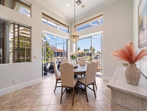 Marco Island Vacation Rentals Near South Beach - Luxury Marco Island Home