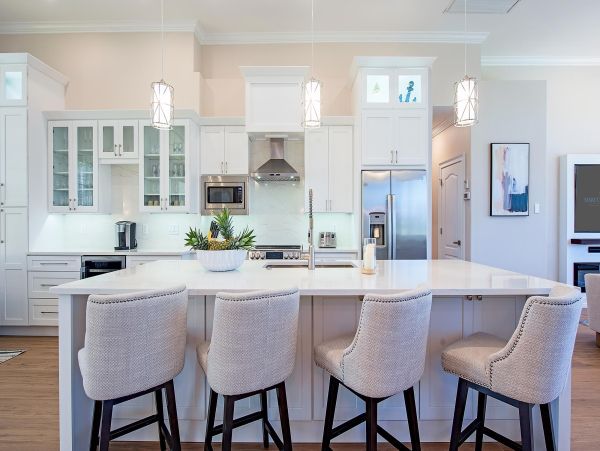 Marco Island Vacation Rental – 4BR Luxury Waterfront Home with Pool