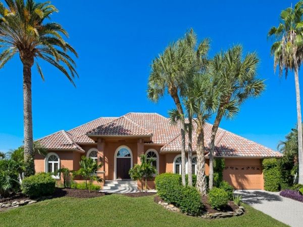 Marco Island Four Bedroom Vacation Home  Pool Beach Access