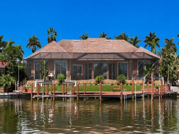Marco Island Four Bedroom Vacation Home  Pool Beach Access