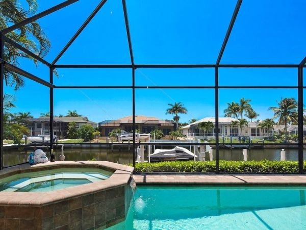 Marco Island Vacation Home Sleeps Eight Guests Private Pool