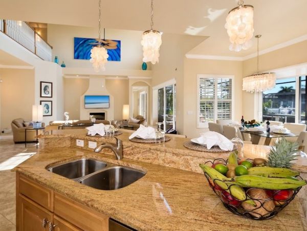 Marco Island Vacation Home Sleeps Eight Guests Private Pool