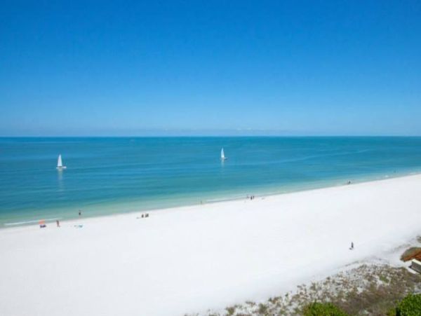 Marco Island Waterfront Vacation Rental with Pool Tigertail Beach Home