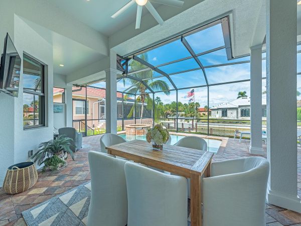 Marco Island Vacation Home Sleeps Eight Canal View