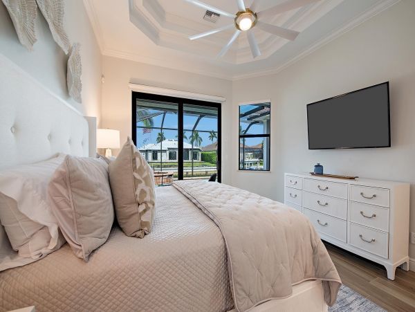 Marco Island Vacation Home Sleeps Eight Canal View