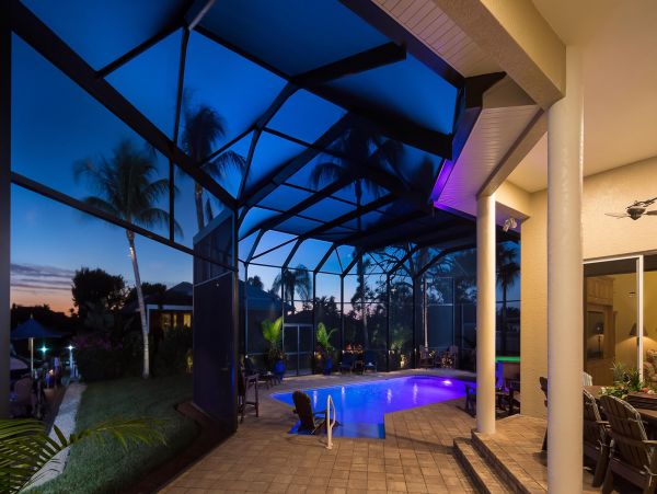 Canal Front  Vacation Home with Caged Pool in Marco Island