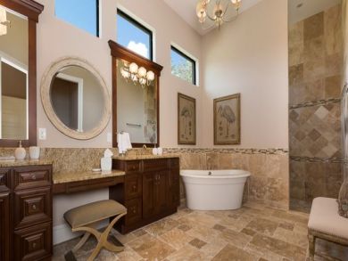 Marco Island Luxury at Its Best. Four Bedroom Stunning Home
