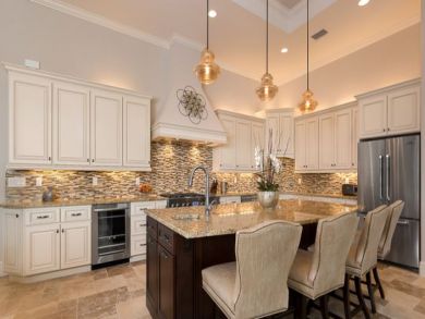 Marco Island Luxury at Its Best. Four Bedroom Stunning Home