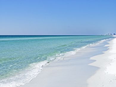 Gulf View Two Bedroom Rental Condo in Destin Gulf View Two Bedroom Rental Condo in Destin