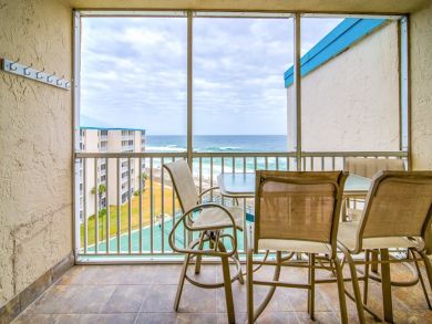 Gulf View Two Bedroom Rental Condo in Destin Gulf View Two Bedroom Rental Condo in Destin