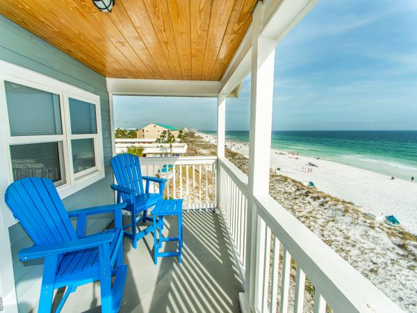 On Beach Destin Vacation Home Five Bedroom. Full Gulf View