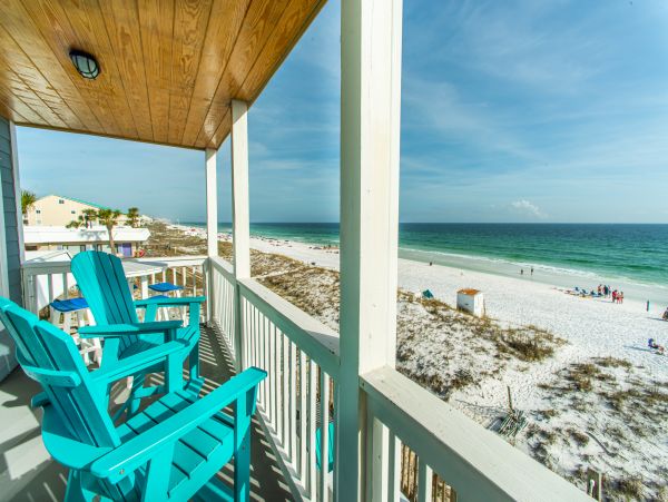 On Beach Destin Vacation Home Five Bedroom. Full Gulf View