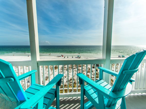 On Beach Destin Vacation Home Five Bedroom. Full Gulf View