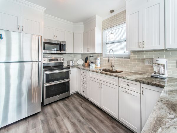 On Beach Destin Vacation Home Five Bedroom. Full Gulf View