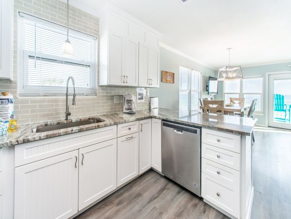 On Beach Destin Vacation Home Five Bedroom. Full Gulf View