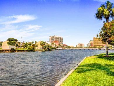 3 Bedroom Condo in the heart of Destin