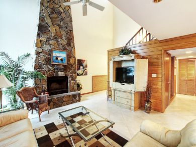 3 Bedroom Condo in the heart of Destin
