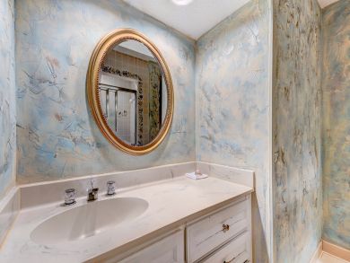 3 Bedroom Condo in the heart of Destin