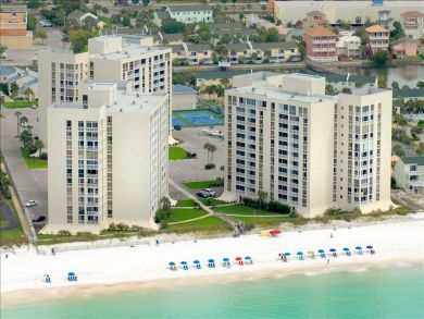 3 Bedroom Condo in the heart of Destin