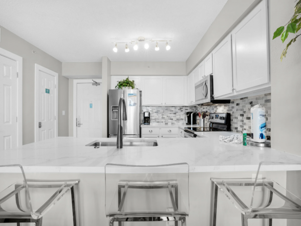 Gorgeous View Vacation Condo with 2 Bedroom in Destin
