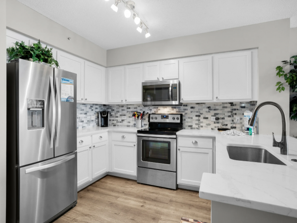 Gorgeous View Vacation Condo with 2 Bedroom in Destin