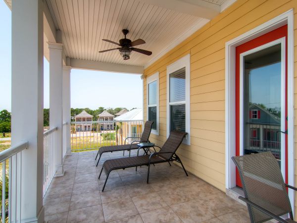 Five Bedroom Exceptional Vacation Home in Destin Sleeps 16