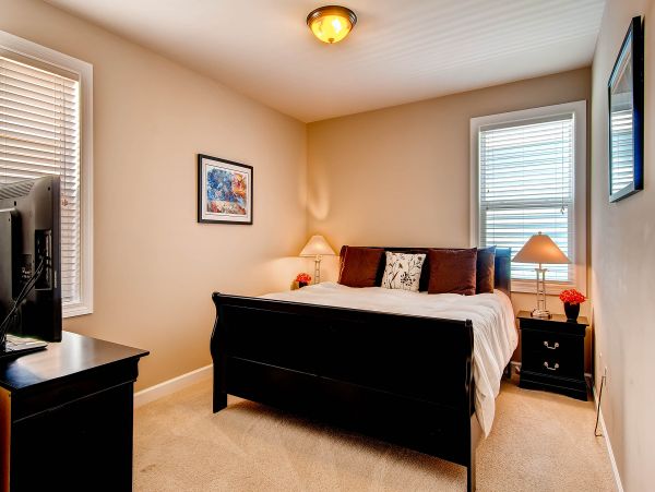 Five Bedroom Exceptional Vacation Home in Destin Sleeps 16