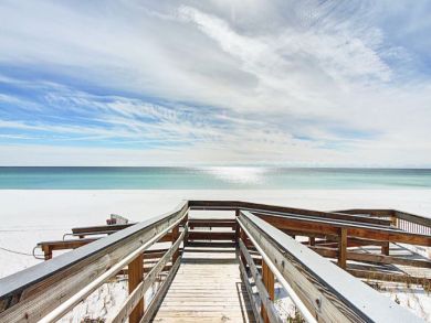 Luxury Destin Vacation Home 6 Bedrooms Sleeps 16 Guests