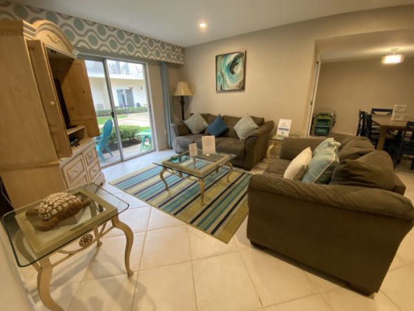 Three Bedroom Condo in Siesta Key Sleeps 6 Guests