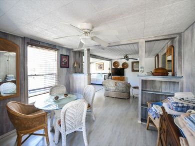 Siesta Key Condo 910932