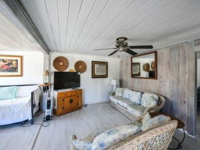 Siesta Key Condo 910932