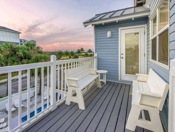 Six Bedrooms Vacation Home in Destin, Walk to Beach